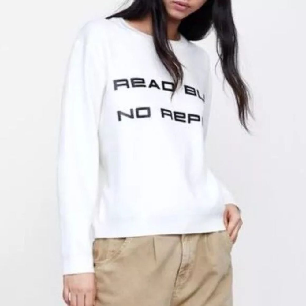 Zara Women's Read But No Reply Graphic Crewneck Sweater Medium White & Black
